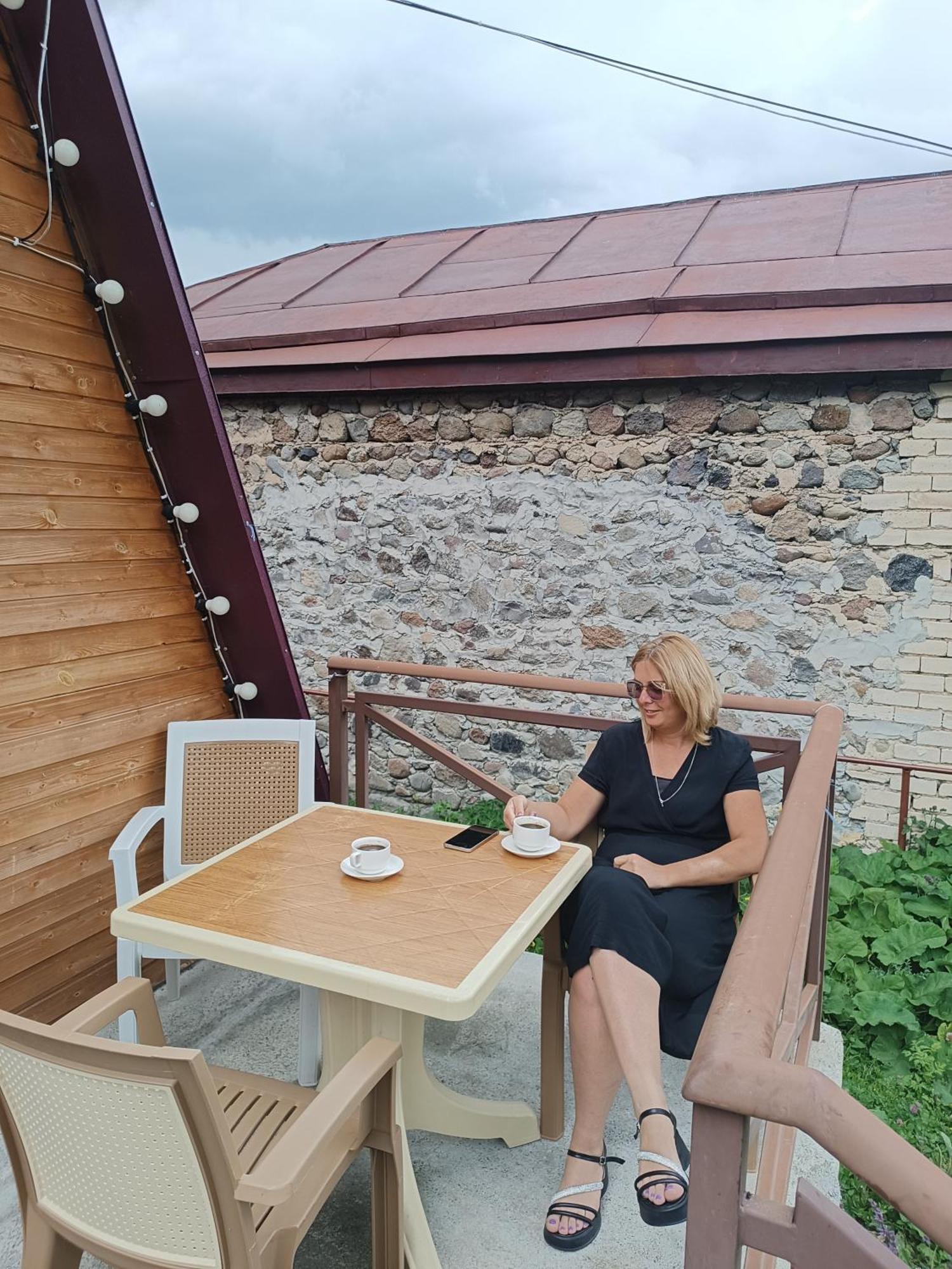 Cottage Natali Казбеги Екстериор снимка